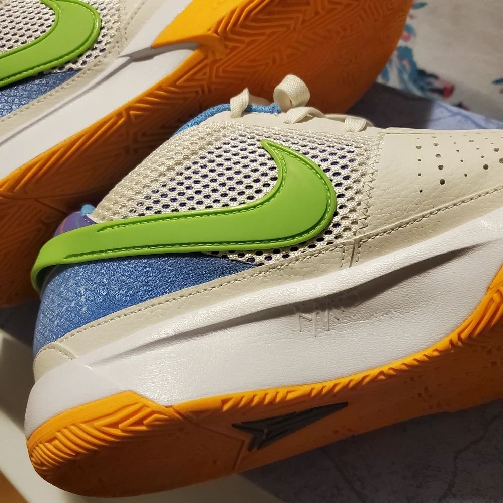 Nike Ja Morant Family Trivia Brand New - Picture 6 of 9